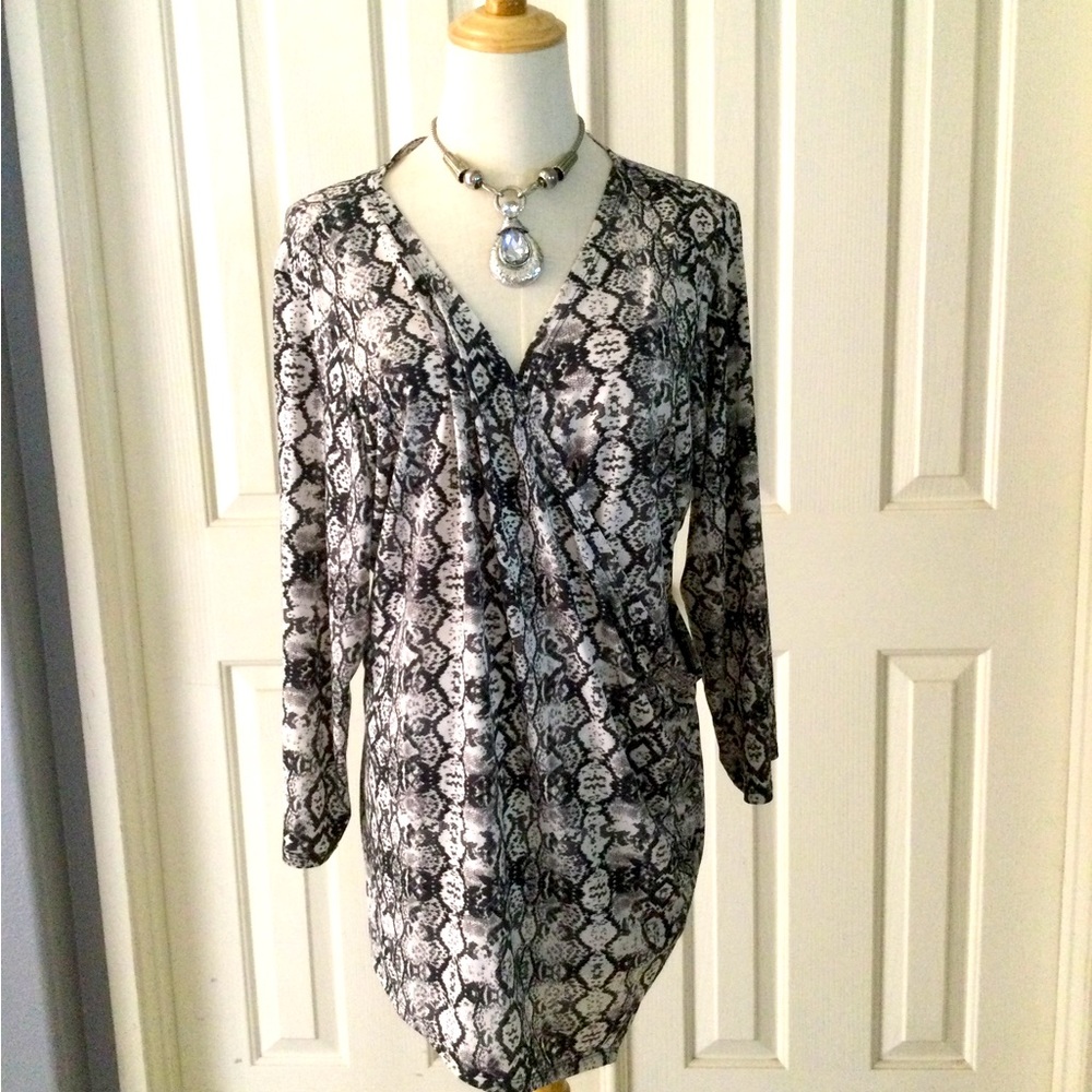 Jennifer Lopez Wrap Around Tunic 1X